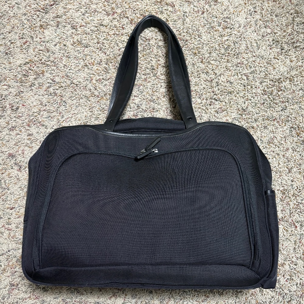Eddie Bauer Computer Travel Bag, Black with green lining